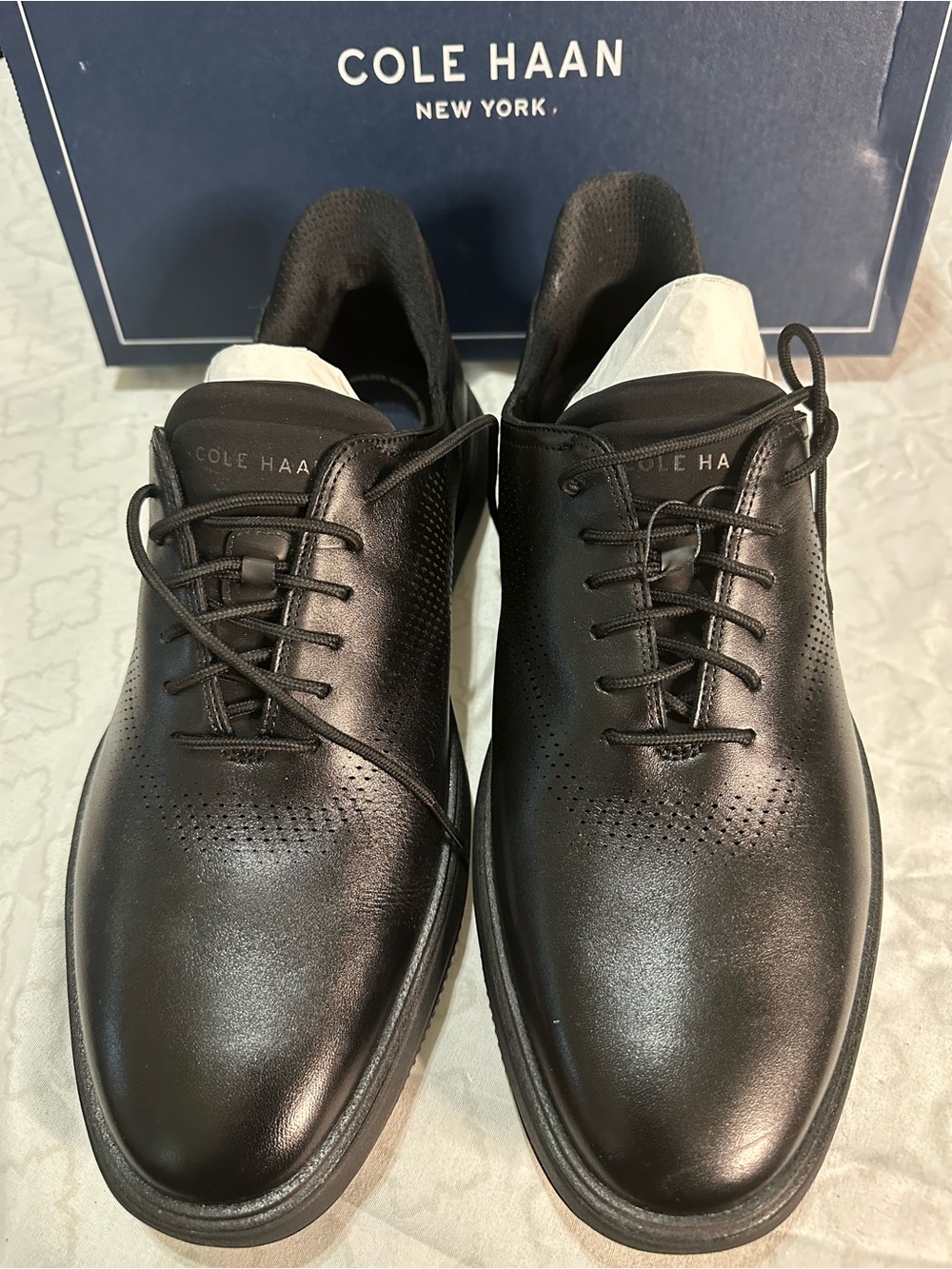 Cole Haan Black Leather Perforated Oxford Dress Shoes